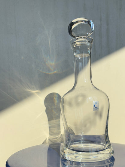 CRYSTAL DECANTER WITH STOPPER