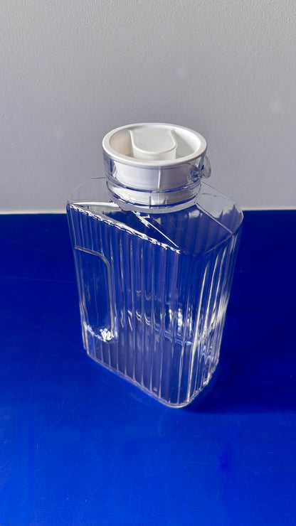 Luminarc Quadro glass pitcher