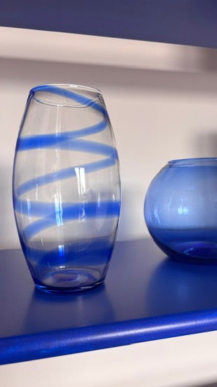 BLUE SWIRL VASE