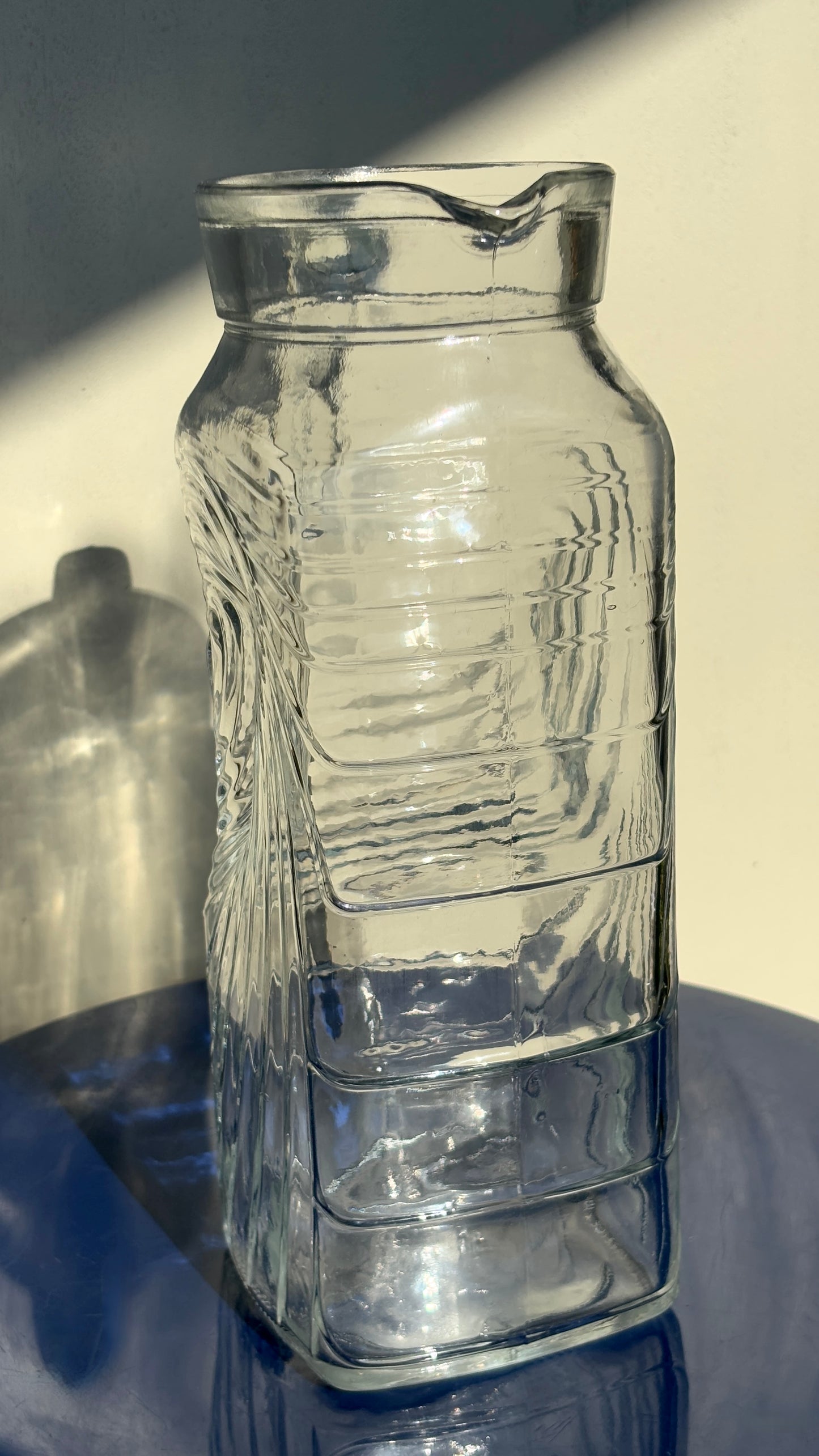 CLEAR GLASS WAVY LINED PITCHER