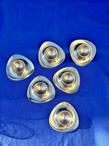 TRIANGLE EGG CUPS - set of 2