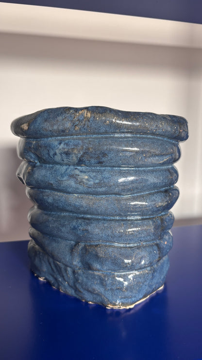 BOLD CERAMIC LAYER VASE