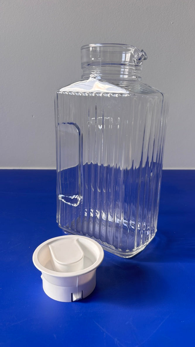 Luminarc Quadro glass pitcher
