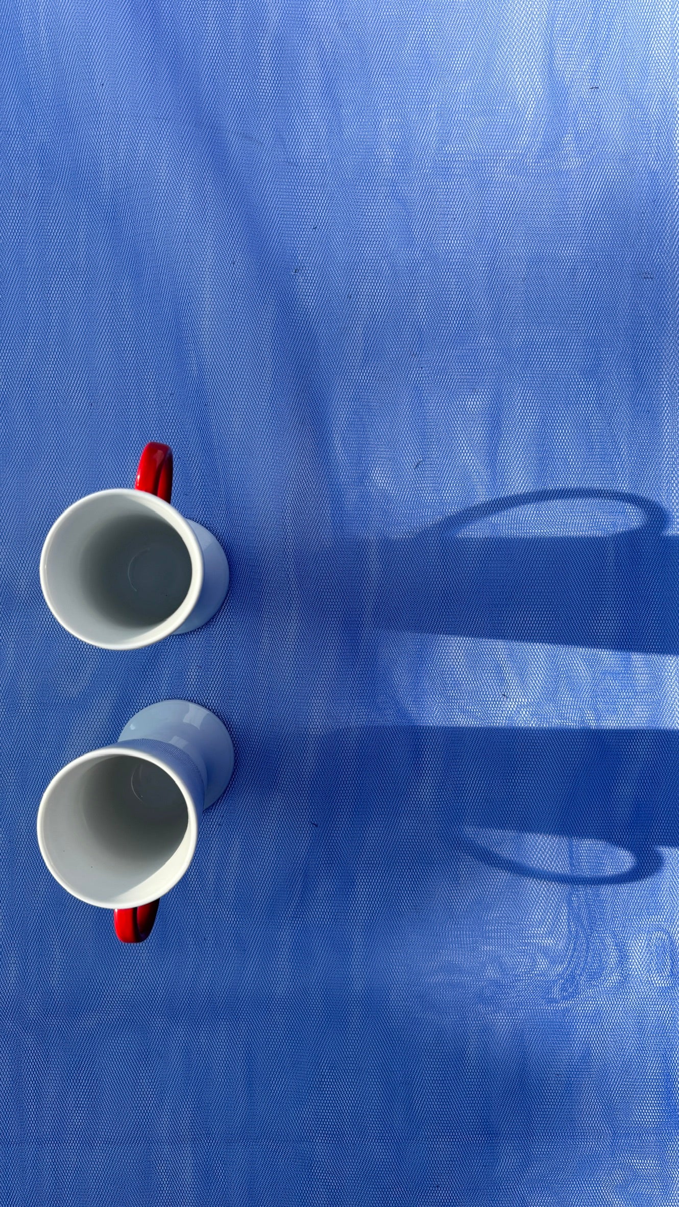 PEDESTAL MUGS RED – Set of 2